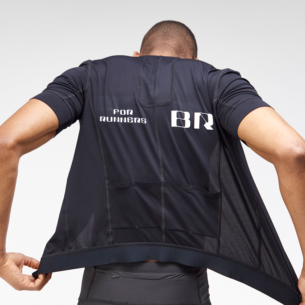 Behind the Design: The Ares Flex™ Two-Way Zip Performance Top