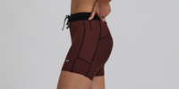 Thumbnail of Women's Striped Cadence™ 5" Compression Shorts - Mahogany / Black
