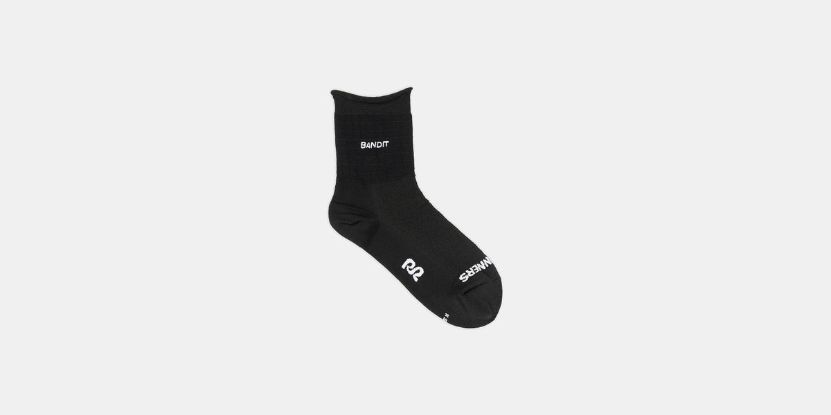 Grid Knit™ Run Socks - Black / White (2 Pack)