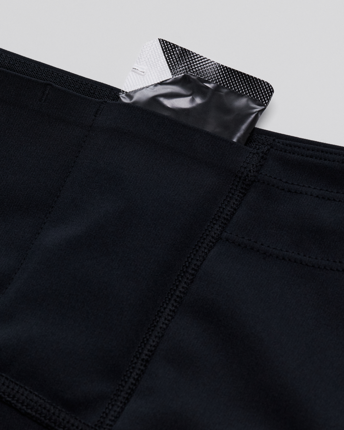 Women's Stamina-V™ High Waist 7" Compression Short - Black