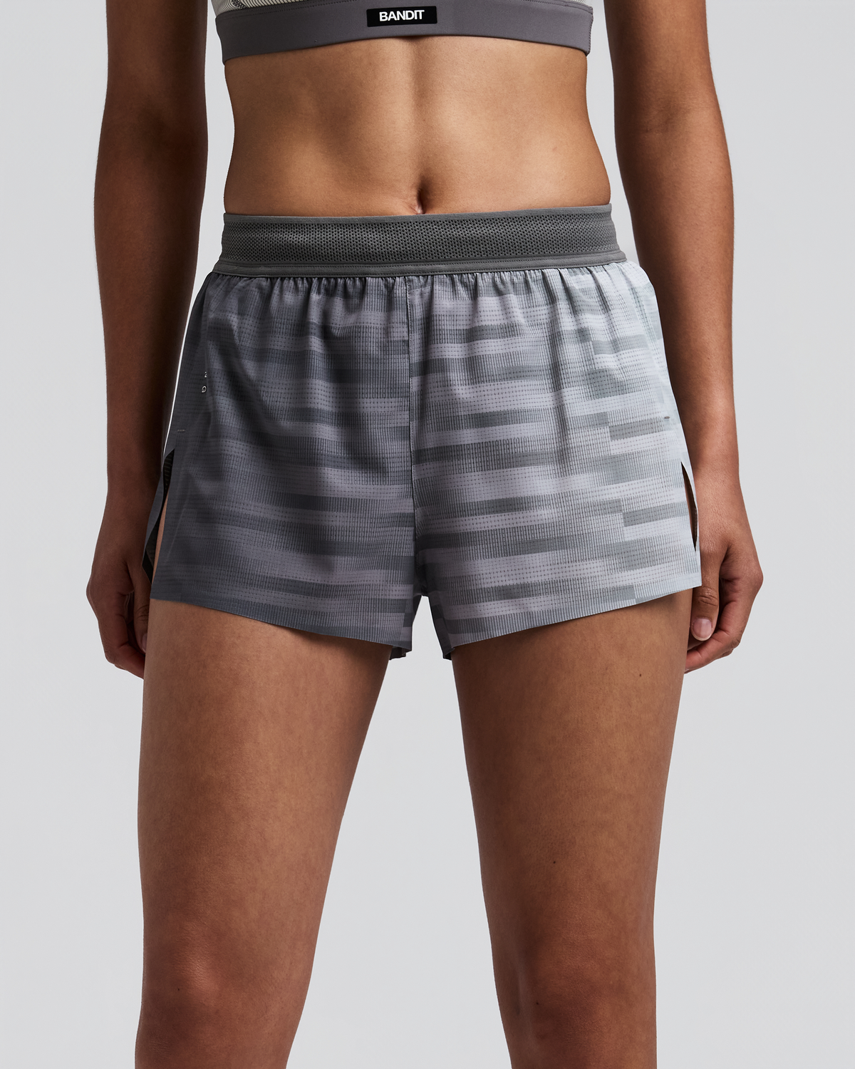 Women's CoolGrid™ 3" Split Shorts - Uneven Gradient - Plaster / Slate
