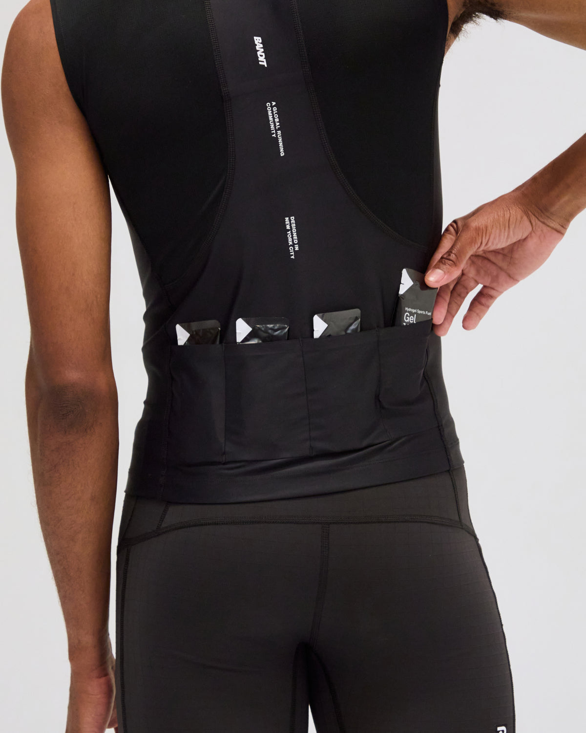 Ares™ Distance Sleeveless Quarter Zip - Black