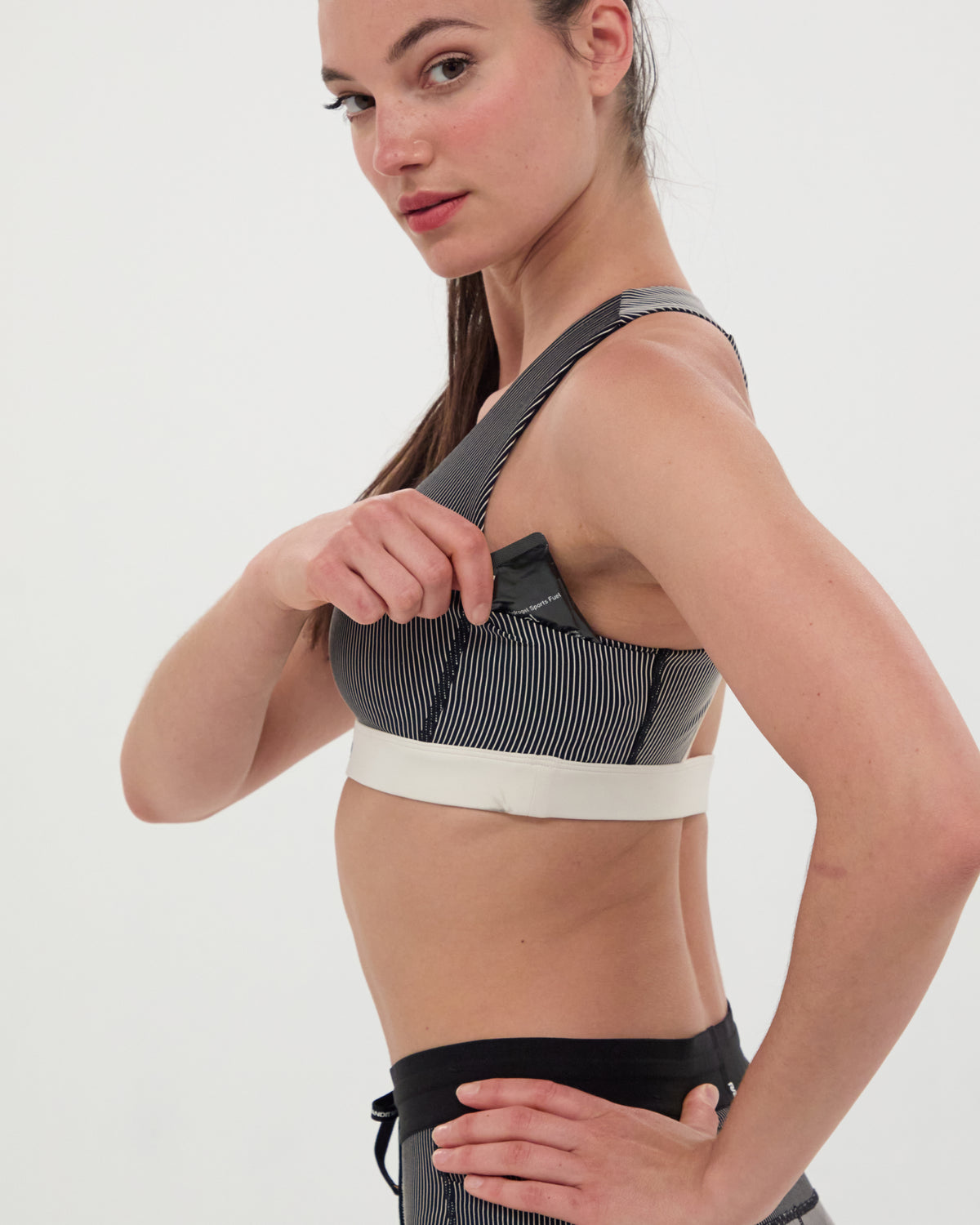 Striped Cadence™ Run Bra - Black with Chalk