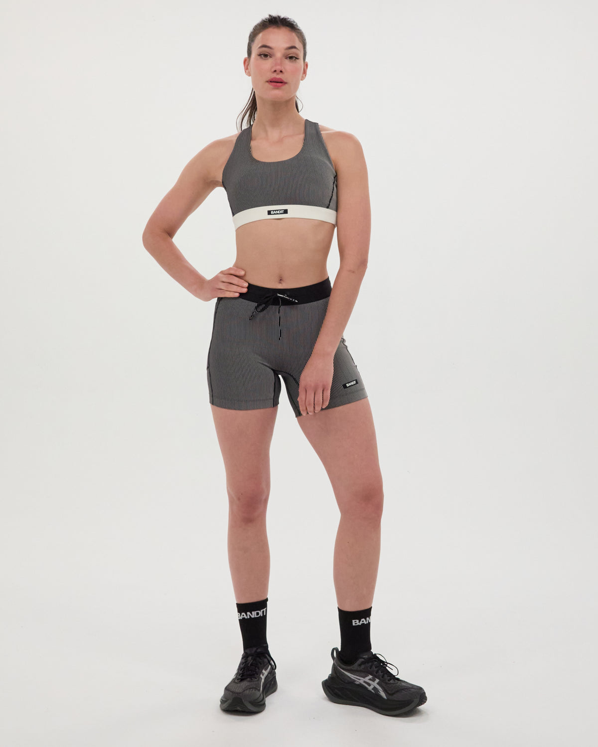 Striped Cadence™ Run Bra - Black with Chalk