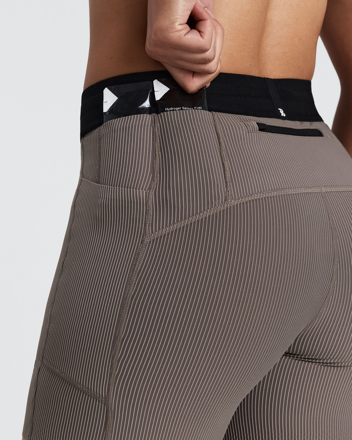 Women's Striped Cadence™ 5" Compression Shorts - Concrete Taupe / Cocoa