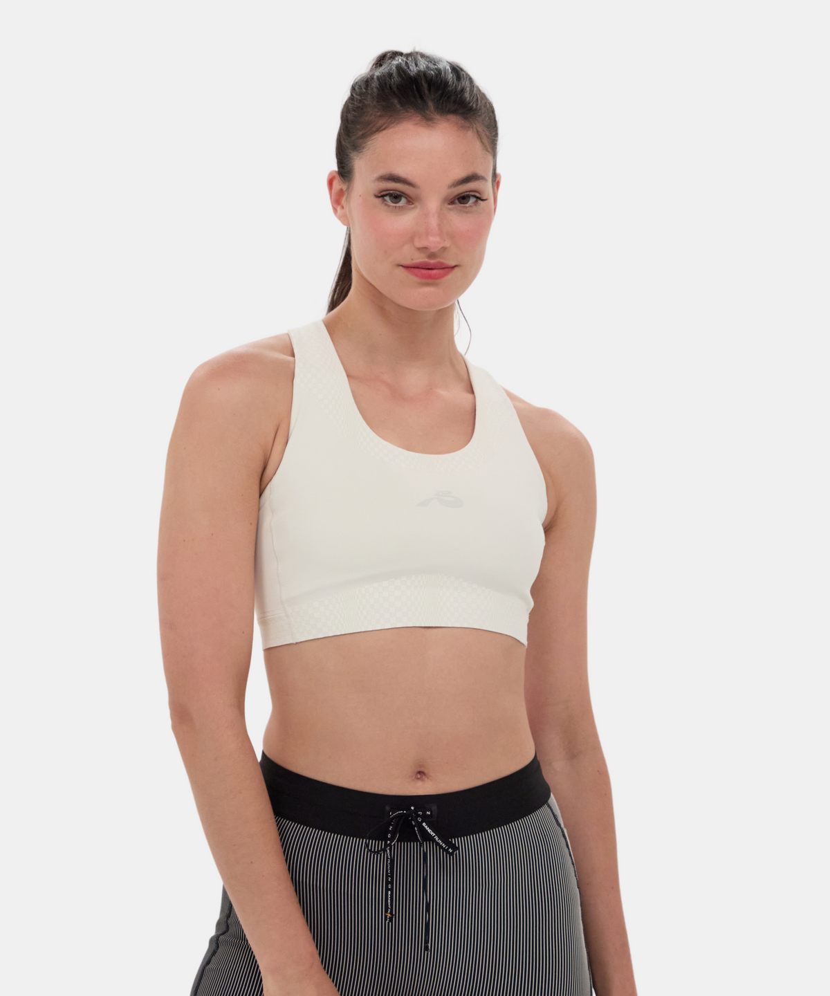 Stamina™ Scoop Neck Run Bra - Chalk