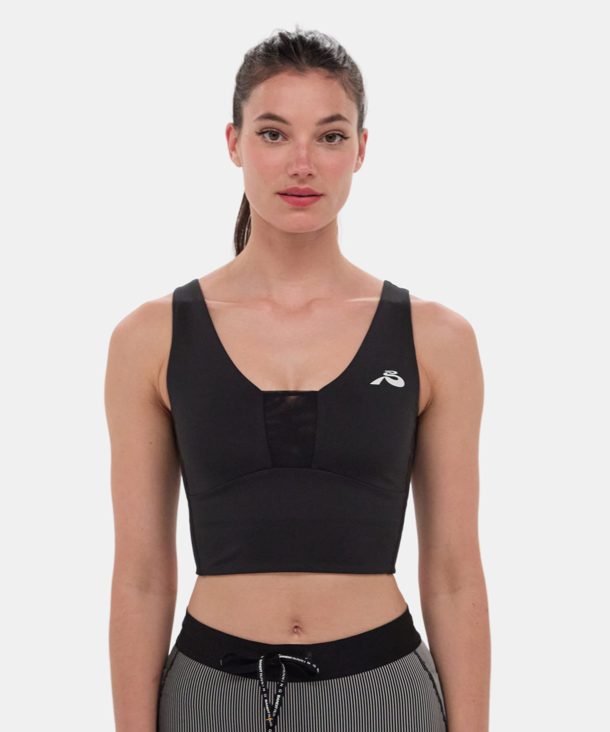 Stamina™ Vela Race Crop - Black