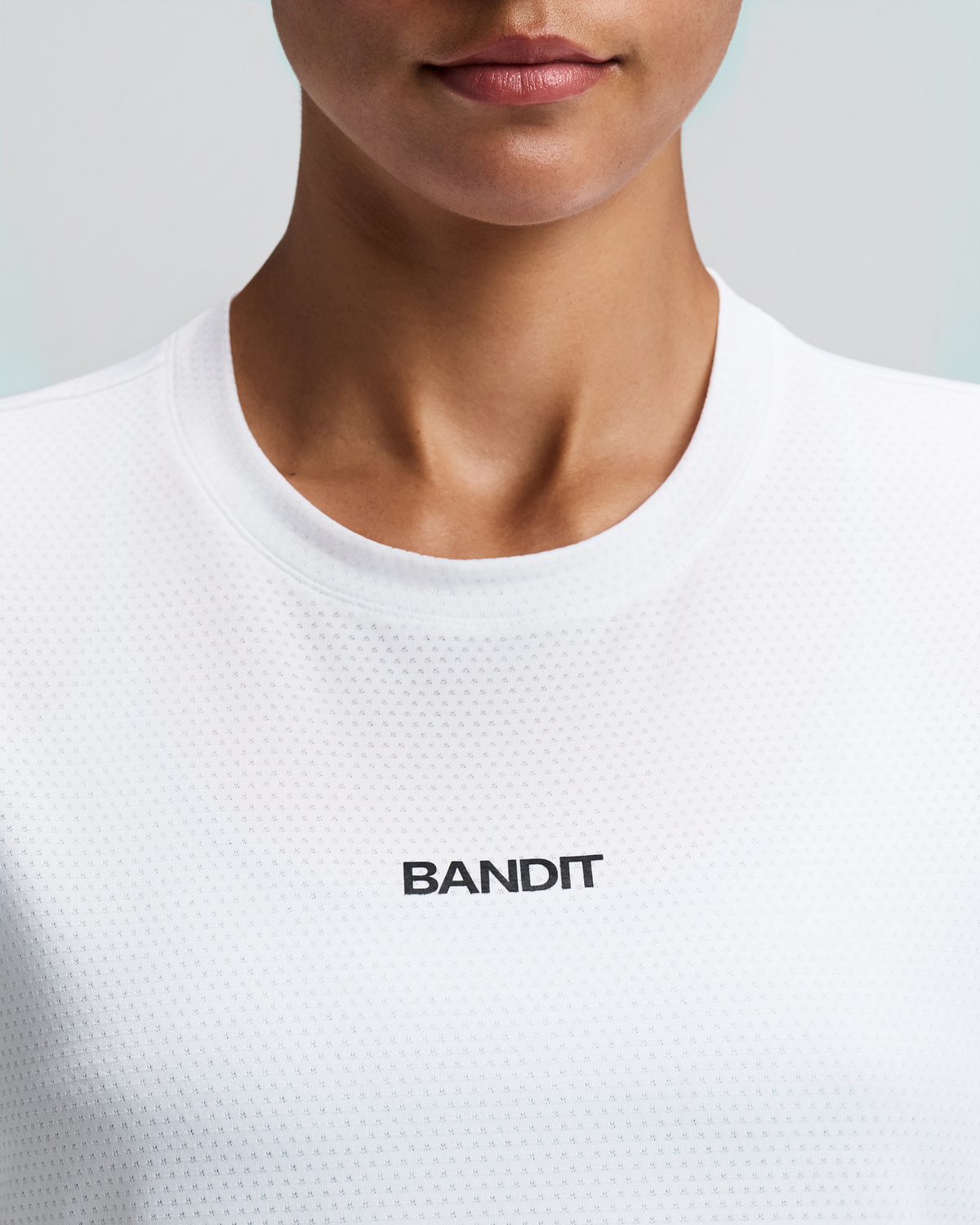 Women's Micromesh™ Cropped Run Tee - White
