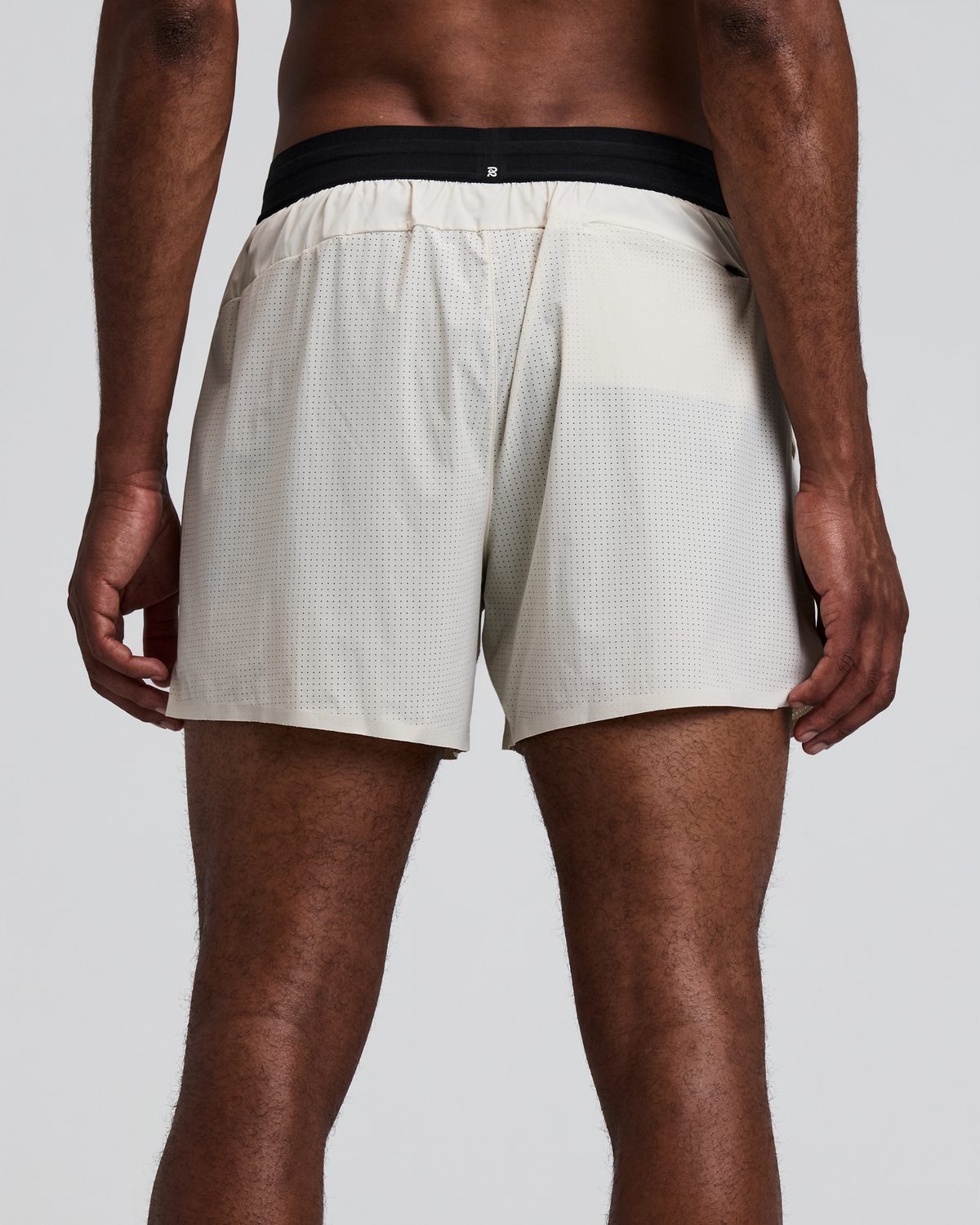 Men's Vento™ 5" Run Short - Champagne