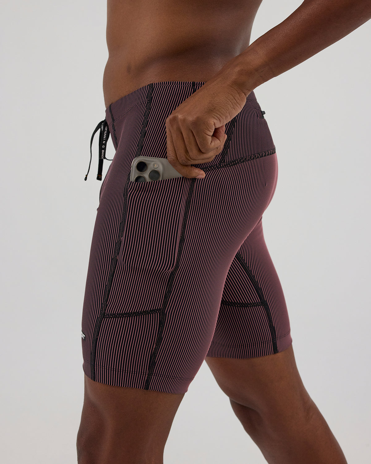Striped Cadence™ 7 Pocket Half Tights - Black / Mauve