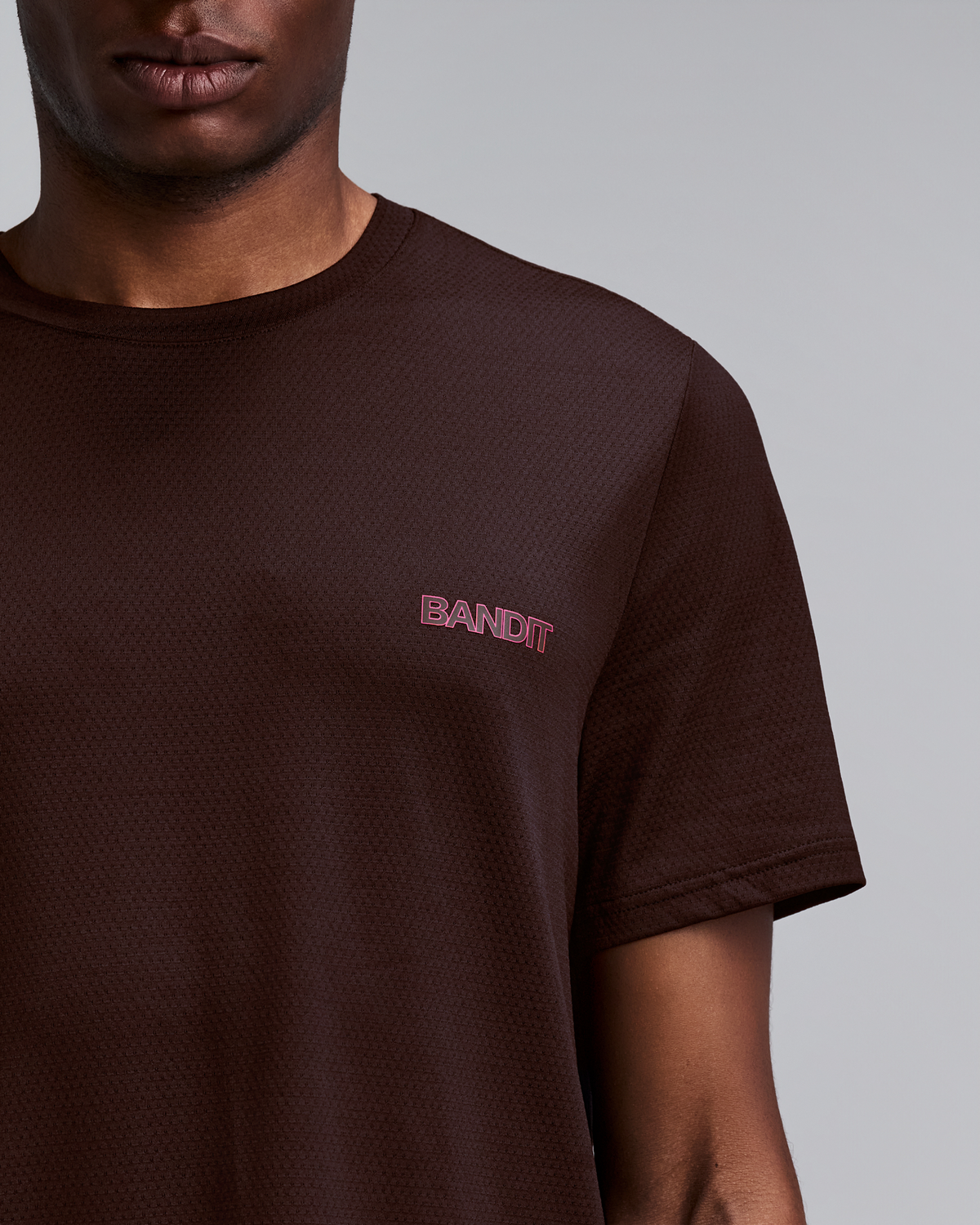 Men's Micromesh™ Short Sleeve Run Tee - Espresso