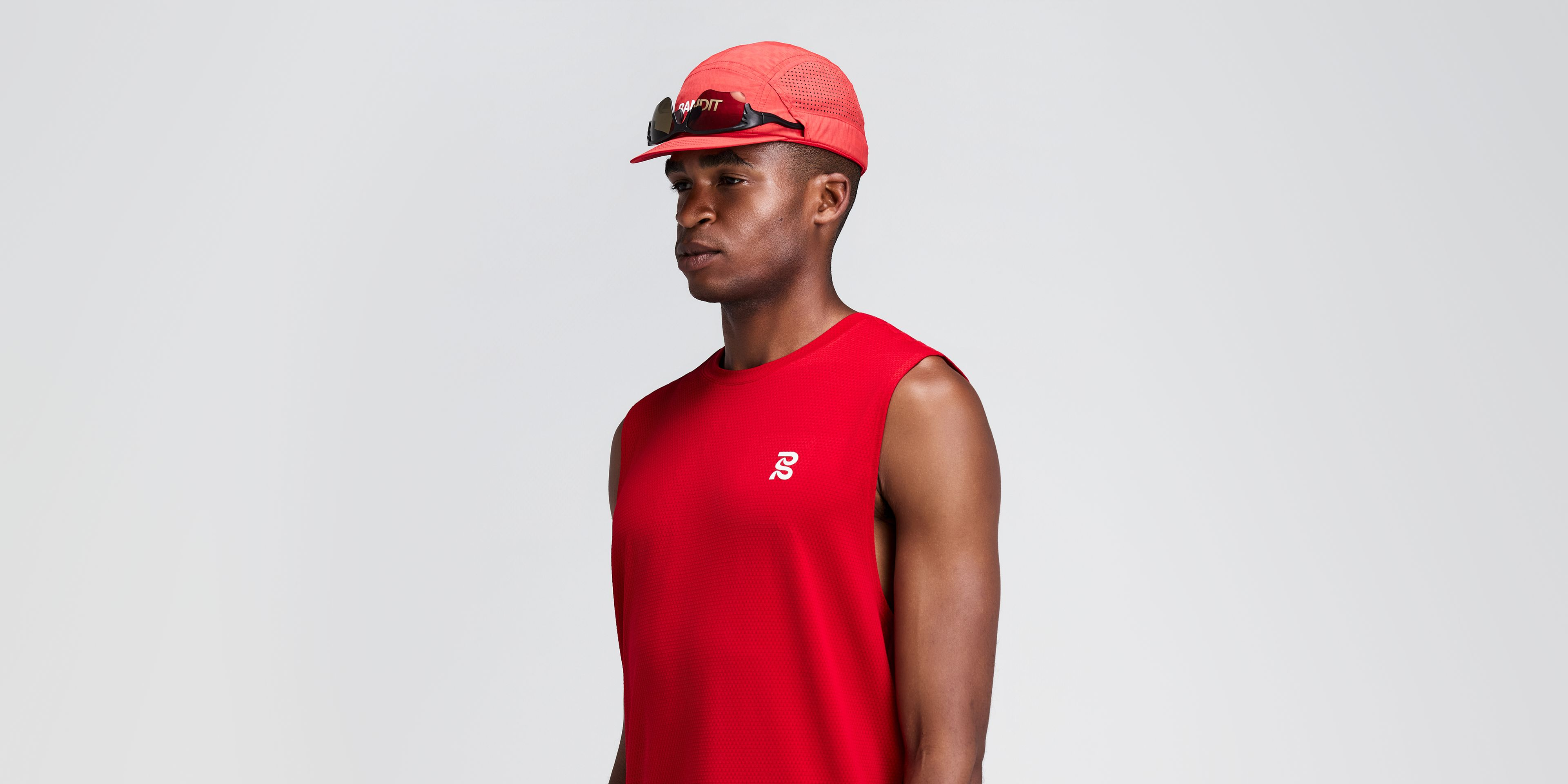 Nylon Run Hat with Sunglasses Holder - Oxide Red / Signal Red